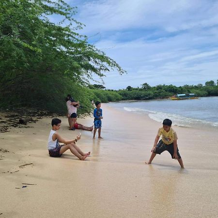 Calatagan'S Bahay Kubo - With Beach Access Hotel Batangas Exterior foto